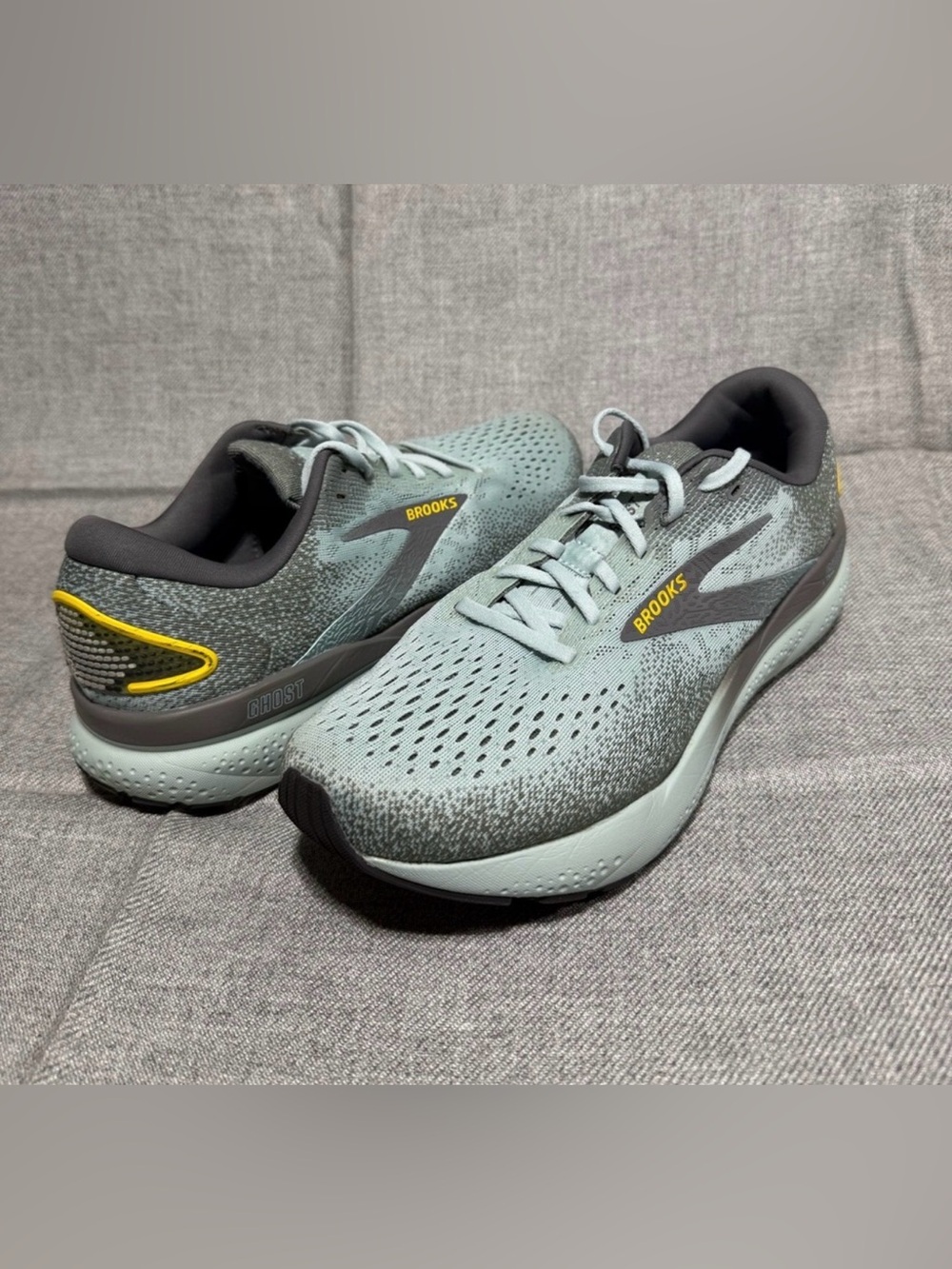 Brooks Ghost 16 Men’s 11.5 D Running Shoes Green Gray Yellow No Insoles - Picture 8 of 8